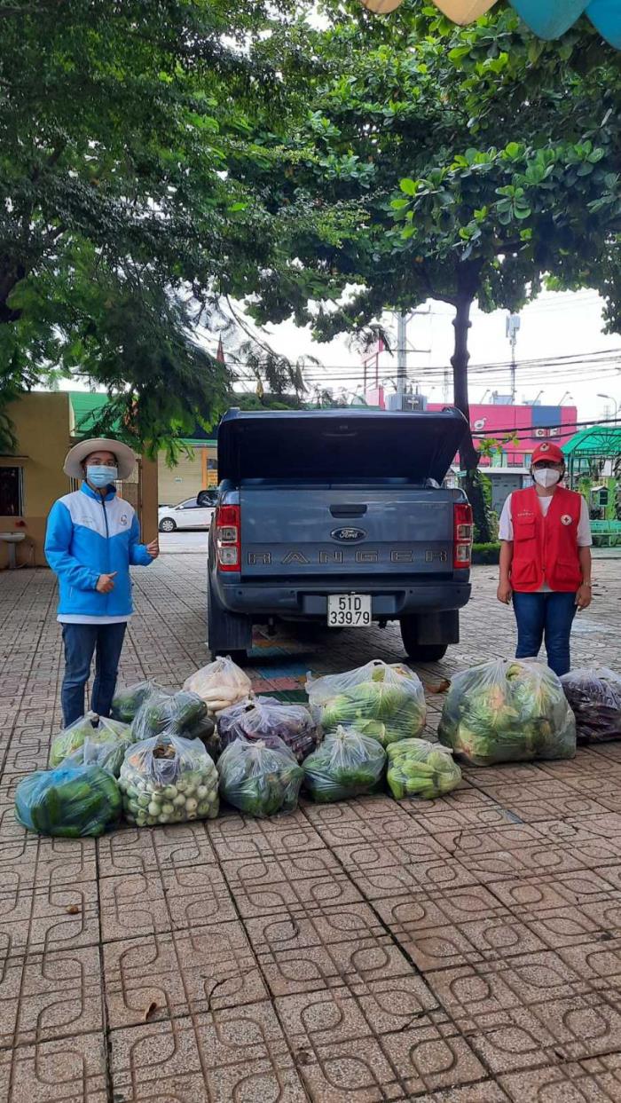 TRAO QUÀ ĐẾN CÁC PHƯỜNG LONG PHƯỚC, PHƯỚC LONG A, PHƯỚC LONG B, PHƯỚC BÌNH VÀ CHÙA DIỆU TRÀNG CÙNG NGƯỜI DÂN TRÊN ĐỊA BÀN PHƯỜNG PHƯỚC LONG A - TP.THỦ ĐỨC, TP.HCM (NGÀY 16/09/2021)